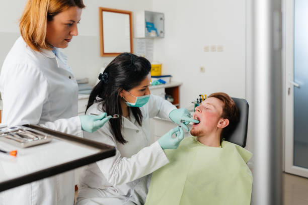 Best Emergency Dental Care for Broken or Chipped Teeth in Rosamond, CA